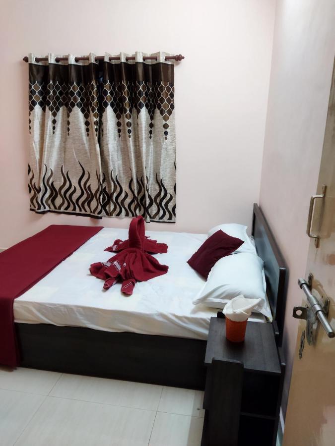 Aashritha Wedding Stay Tiruchirappalli Exteriör bild